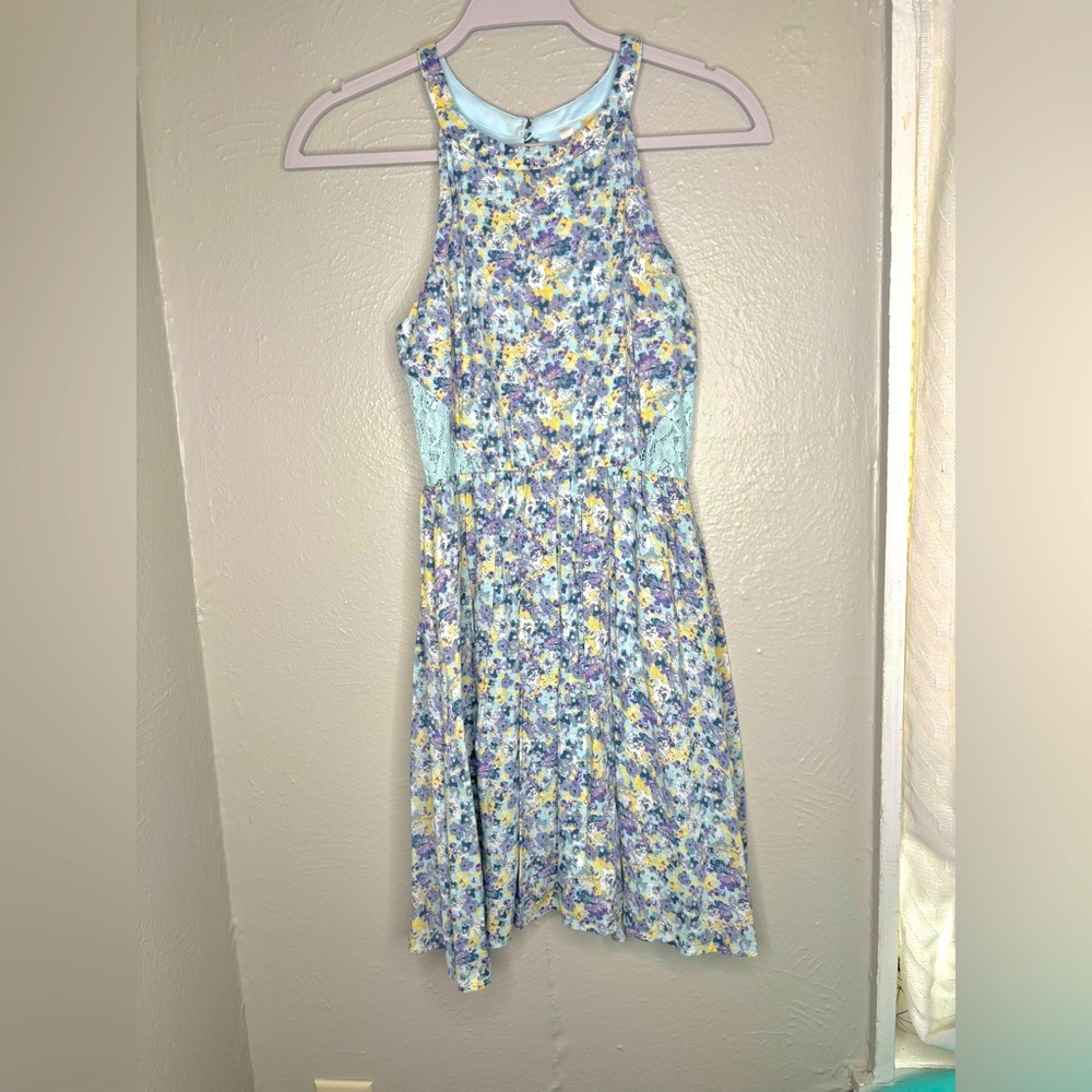 EUC // Disney Cinderella Floral Sleeveless Dress // Size Small Pettite ✨